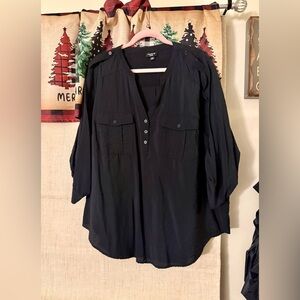 Torrid Harper Black Silky V-neck Blouse Top, 3/4 Sleeves, Breast Pockets, size 2